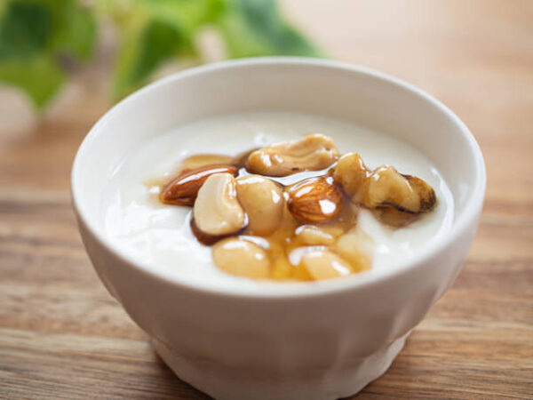 Yogurt with honey and nuts
